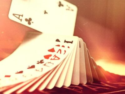 como se juega guerra en cartas