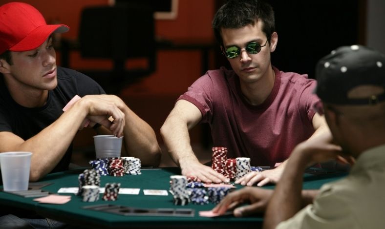 juegos de poker con dinero real