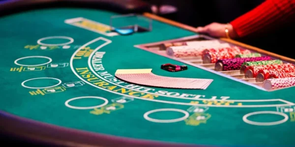 Blackjack Europeo: Reglas y Estrategia para Dominar Esta Variante
